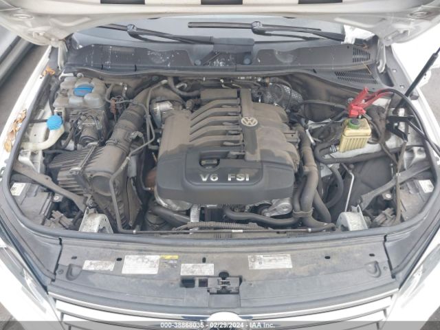 Photo 9 VIN: WVGEF9BP8FD002370 - VOLKSWAGEN TOUAREG 