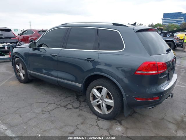 Photo 2 VIN: WVGEF9BP8FD006418 - VOLKSWAGEN TOUAREG 