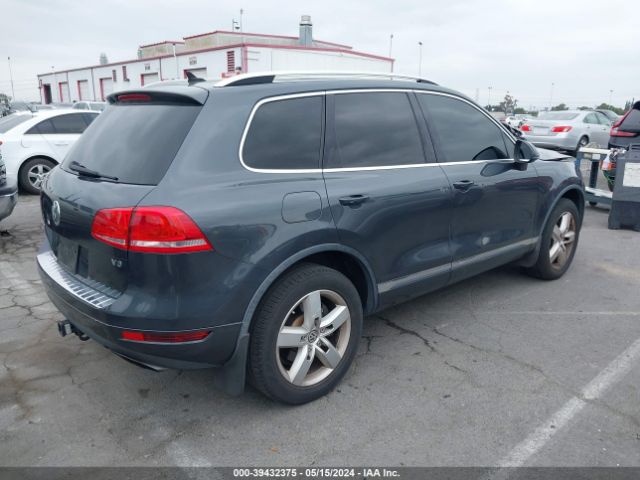 Photo 3 VIN: WVGEF9BP8FD006418 - VOLKSWAGEN TOUAREG 