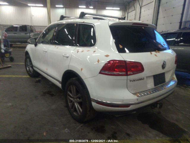 Photo 2 VIN: WVGEF9BP8GD010499 - VOLKSWAGEN TOUAREG 