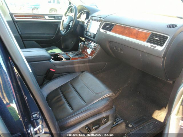 Photo 4 VIN: WVGEF9BP9CD007928 - VOLKSWAGEN TOUAREG 