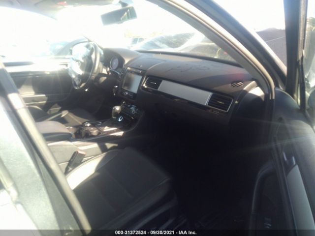 Photo 4 VIN: WVGEF9BP9CD011381 - VOLKSWAGEN TOUAREG 