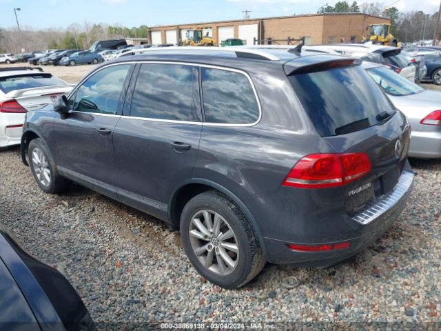 Photo 2 VIN: WVGEF9BP9DD007784 - VOLKSWAGEN TOUAREG 