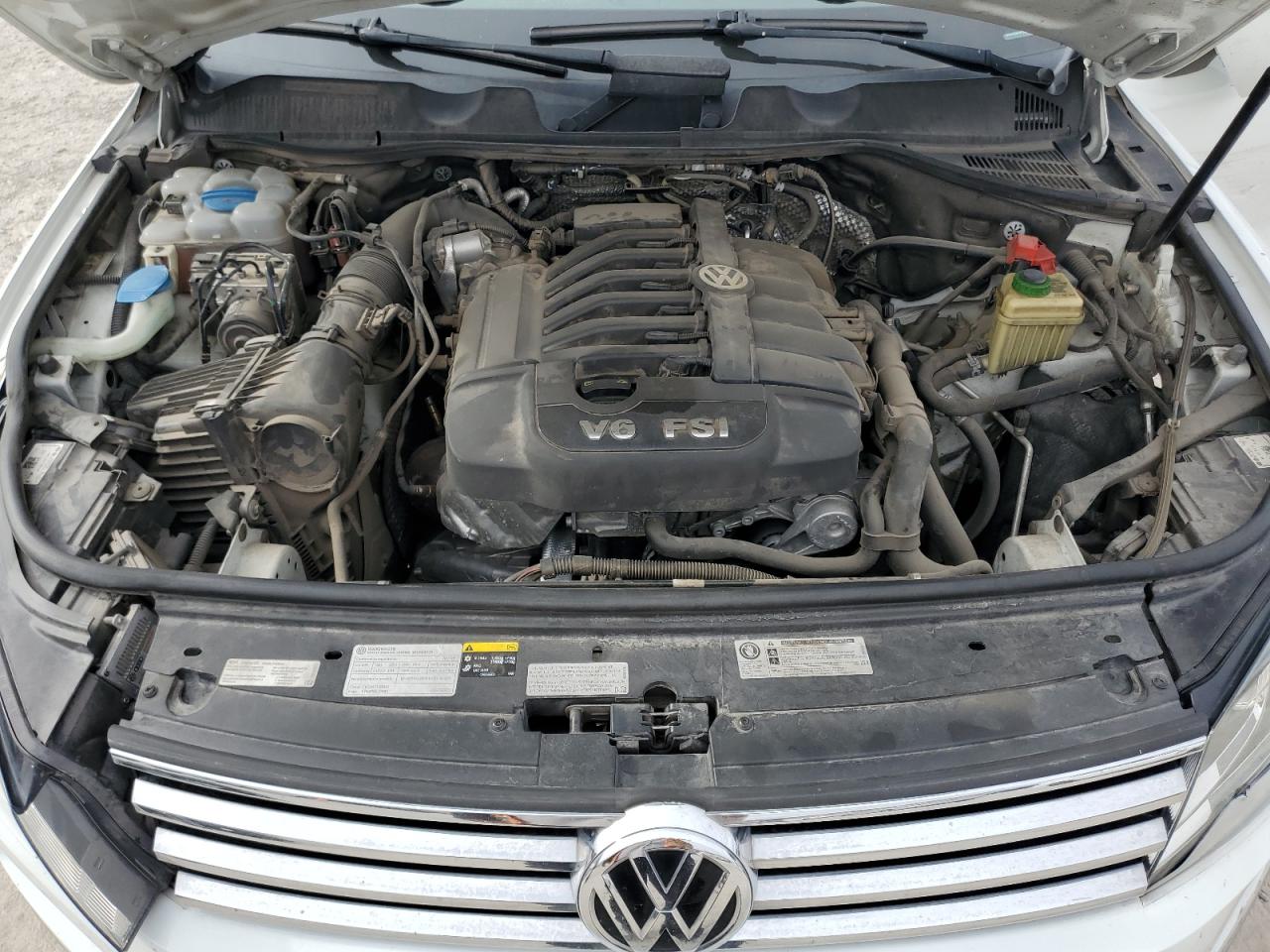 Photo 11 VIN: WVGEF9BP9FD006668 - VOLKSWAGEN TOUAREG 