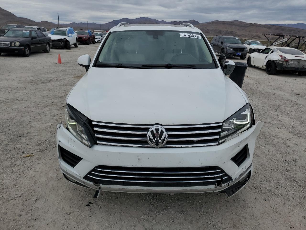 Photo 4 VIN: WVGEF9BP9FD006668 - VOLKSWAGEN TOUAREG 