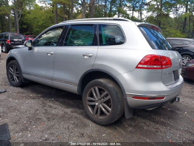 Photo 2 VIN: WVGEF9BPXGD000797 - VOLKSWAGEN TOUAREG 