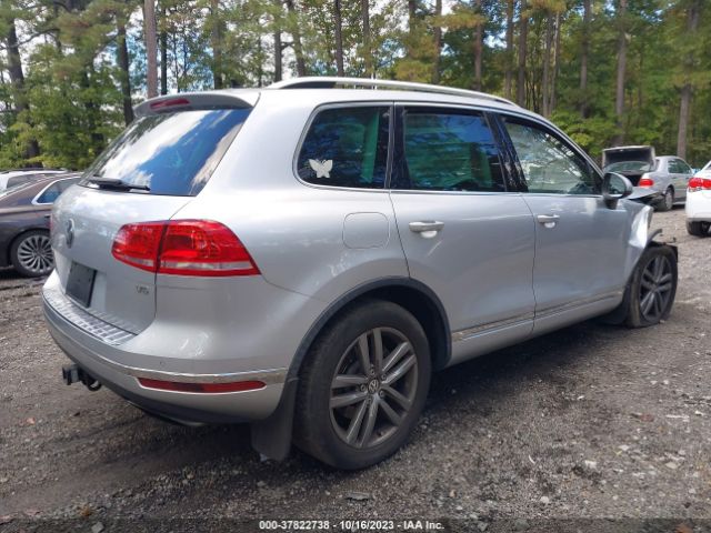 Photo 3 VIN: WVGEF9BPXGD000797 - VOLKSWAGEN TOUAREG 