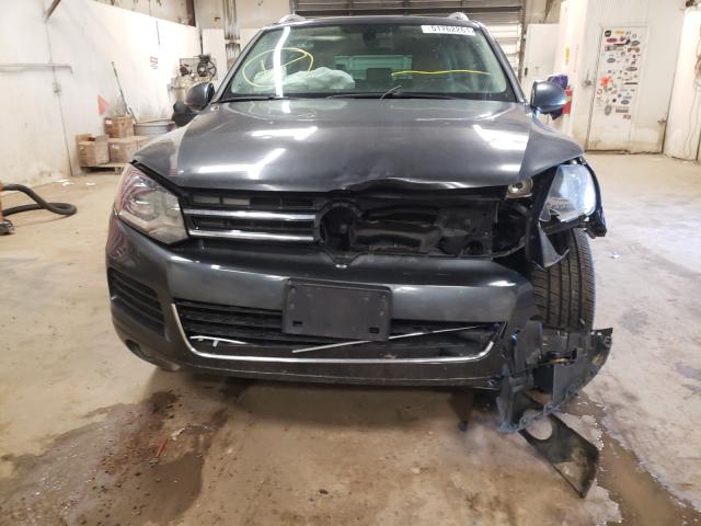 Photo 8 VIN: WVGEK9BP0CD009725 - VOLKSWAGEN TOUAREG 