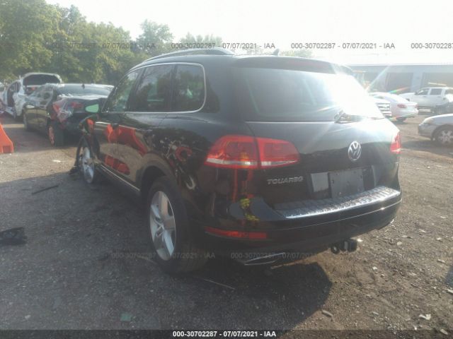 Photo 2 VIN: WVGEK9BP1CD010236 - VOLKSWAGEN TOUAREG 