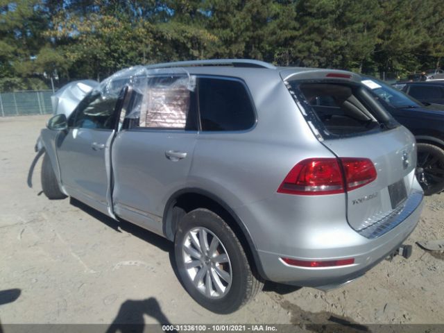 Photo 2 VIN: WVGEK9BP9CD006323 - VOLKSWAGEN TOUAREG 