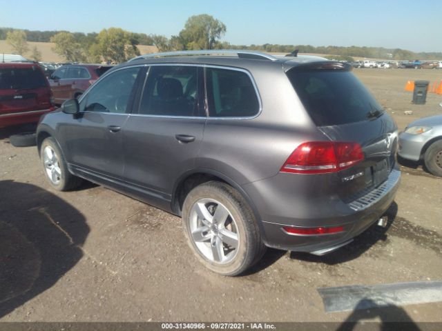 Photo 2 VIN: WVGEK9BPXCD008520 - VOLKSWAGEN TOUAREG 