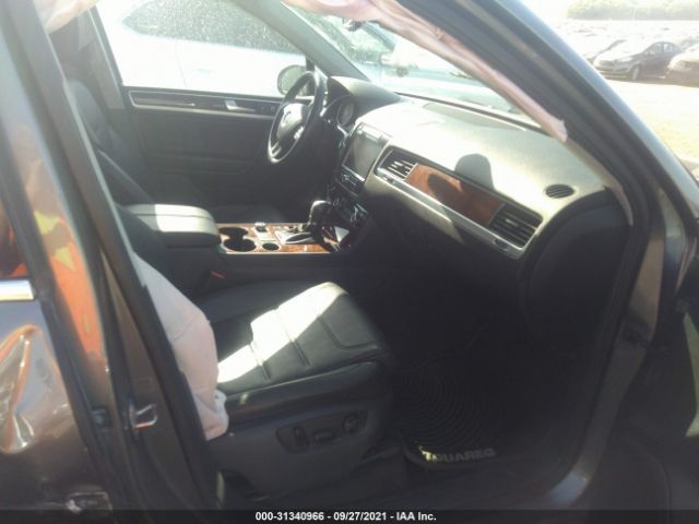 Photo 4 VIN: WVGEK9BPXCD008520 - VOLKSWAGEN TOUAREG 