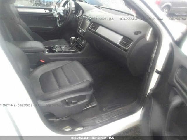 Photo 4 VIN: WVGEP9BP0ED008210 - VOLKSWAGEN TOUAREG 