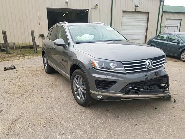 Photo 10 VIN: WVGEP9BP1FD006211 - VOLKSWAGEN TOUAREG 