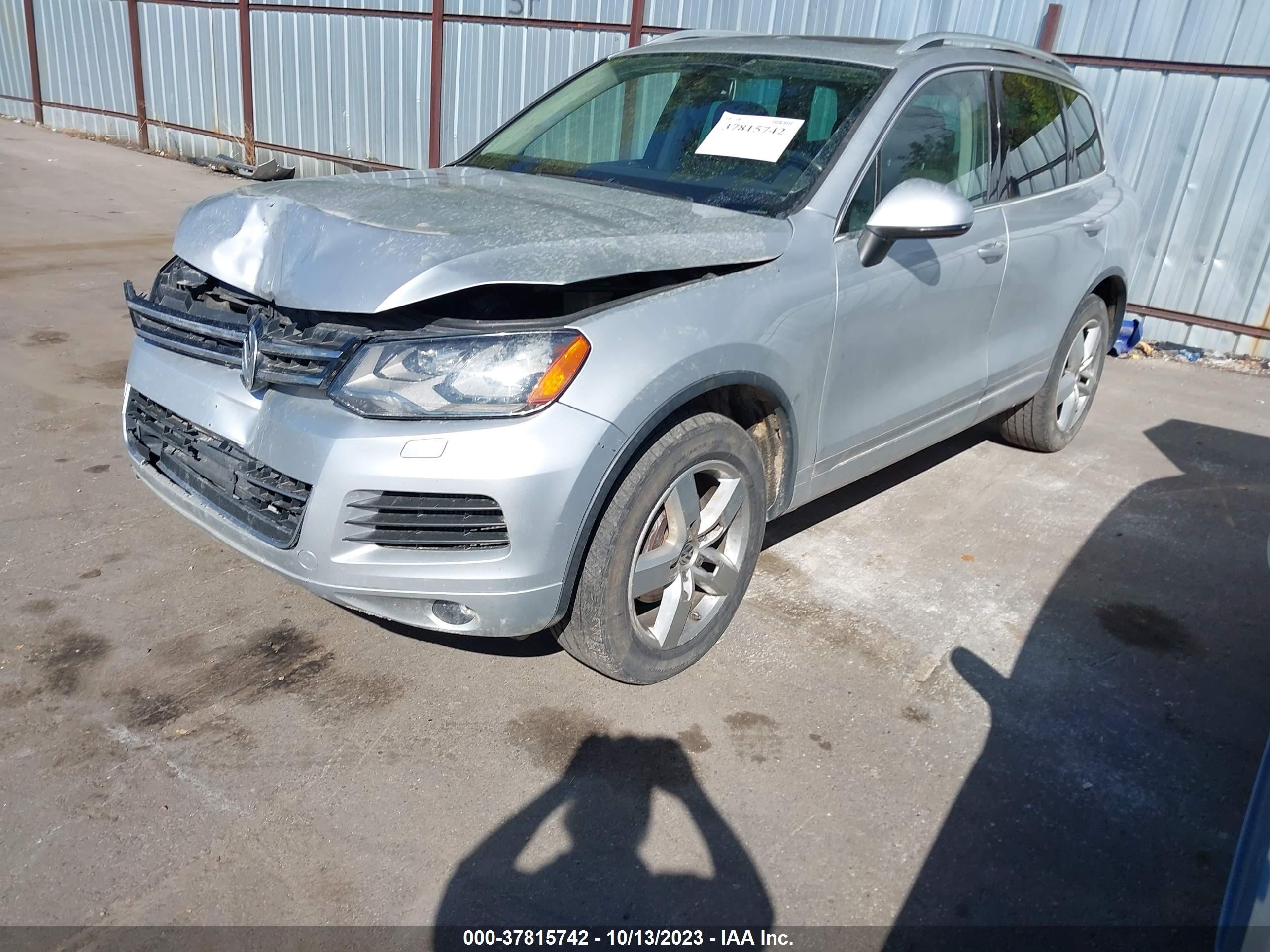 Photo 1 VIN: WVGEP9BP2DD006473 - VOLKSWAGEN TOUAREG 