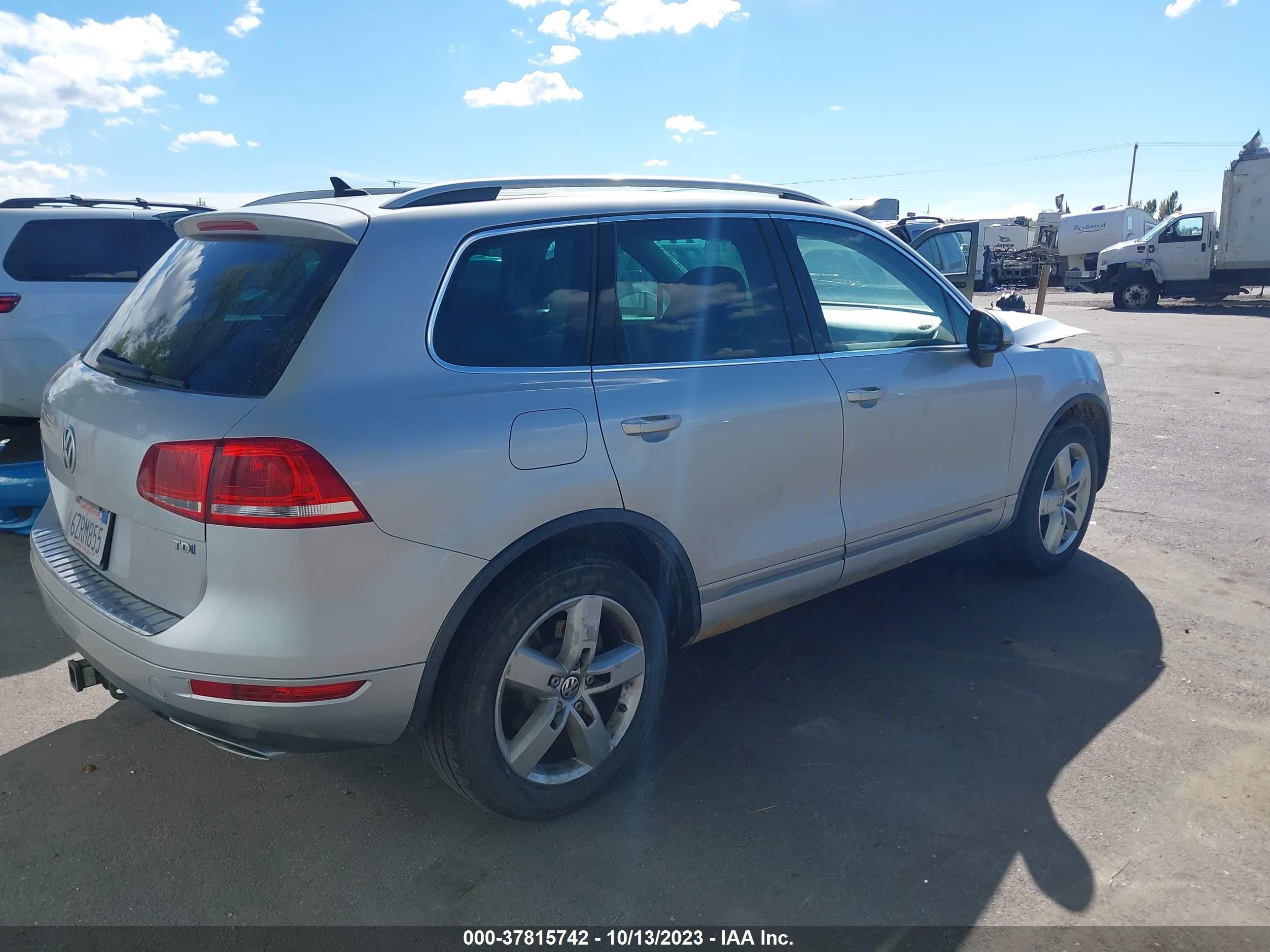 Photo 3 VIN: WVGEP9BP2DD006473 - VOLKSWAGEN TOUAREG 