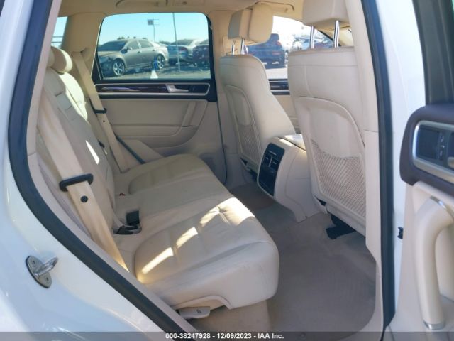 Photo 7 VIN: WVGEP9BP2GD002492 - VOLKSWAGEN TOUAREG 