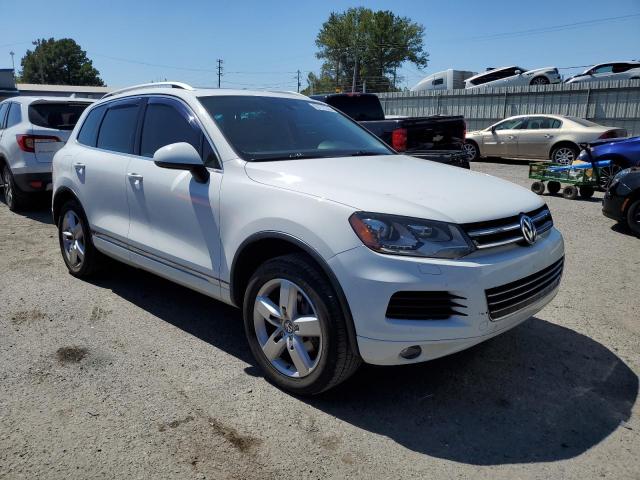 Photo 3 VIN: WVGEP9BP3ED005270 - VOLKSWAGEN TOUAREG 