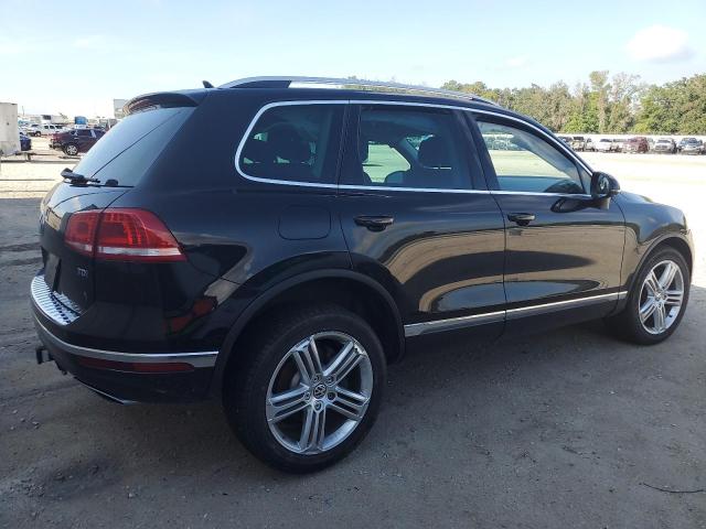 Photo 2 VIN: WVGEP9BP3FD003102 - VOLKSWAGEN TOUAREG V6 