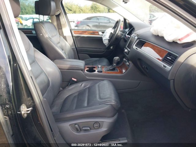 Photo 4 VIN: WVGEP9BP4ED006265 - VOLKSWAGEN TOUAREG 