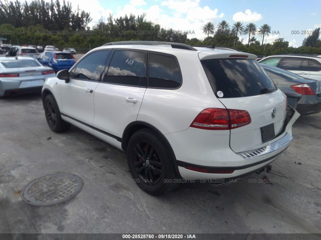 Photo 2 VIN: WVGEP9BP5FD005045 - VOLKSWAGEN TOUAREG 