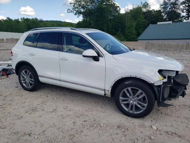 Photo 3 VIN: WVGEP9BP5FD007703 - VOLKSWAGEN TOUAREG V6 