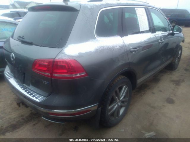 Photo 3 VIN: WVGEP9BP5FD008057 - VOLKSWAGEN TOUAREG 