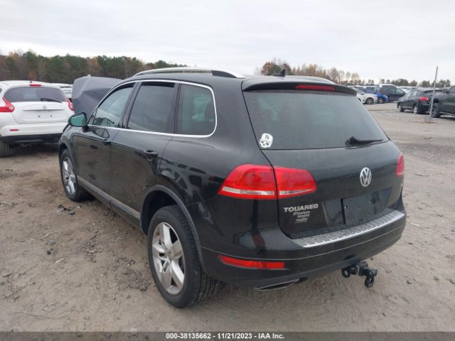 Photo 2 VIN: WVGEP9BP7ED011752 - VOLKSWAGEN TOUAREG 