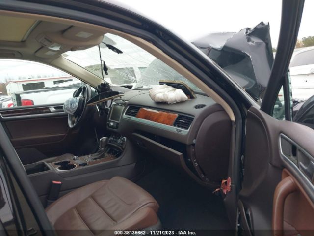 Photo 4 VIN: WVGEP9BP7ED011752 - VOLKSWAGEN TOUAREG 