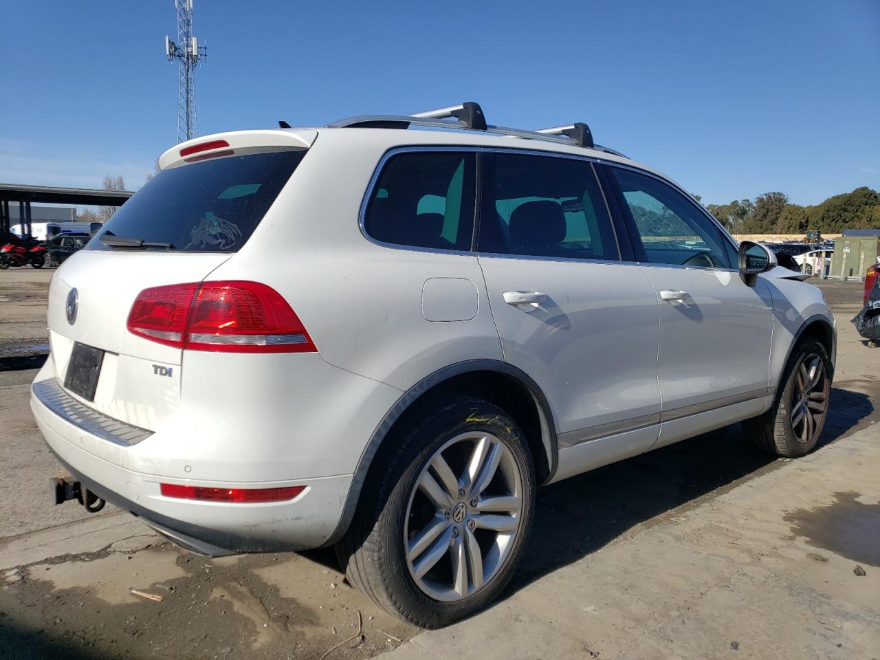 Photo 2 VIN: WVGEP9BP7ED013260 - VOLKSWAGEN TOUAREG 