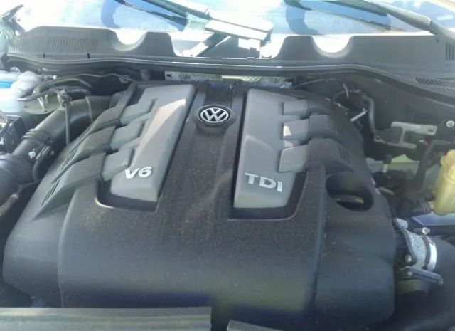 Photo 9 VIN: WVGEP9BP7ED013730 - VOLKSWAGEN TOUAREG 