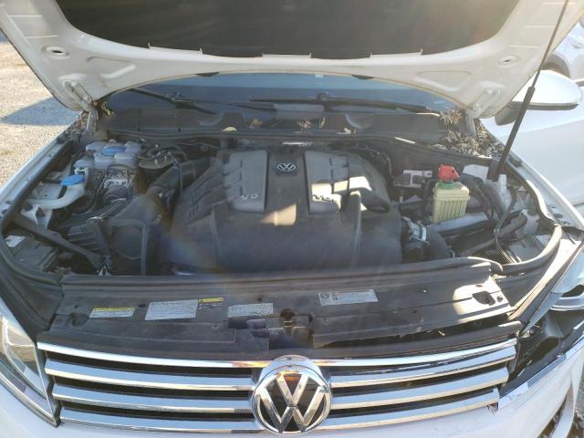 Photo 6 VIN: WVGEP9BP7FD002776 - VOLKSWAGEN TOUAREG 