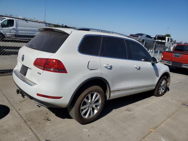 Photo 2 VIN: WVGEP9BP8ED013025 - VOLKSWAGEN TOUAREG V6 