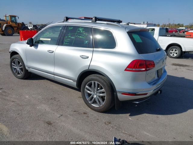 Photo 2 VIN: WVGEP9BP9GD002893 - VOLKSWAGEN TOUAREG 