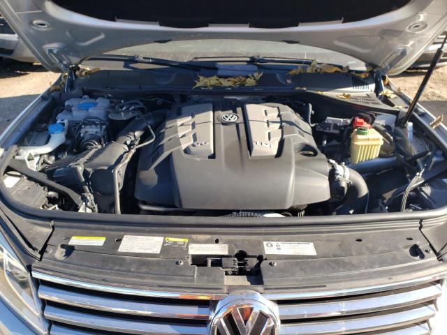 Photo 6 VIN: WVGEP9BPXFD001931 - VOLKSWAGEN TOUAREG V6 