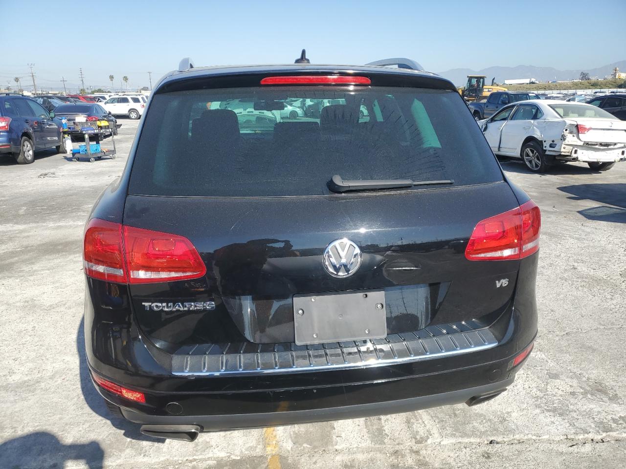 Photo 5 VIN: WVGFF9BP0BD000692 - VOLKSWAGEN TOUAREG 