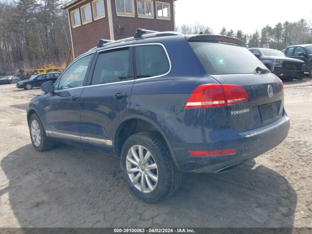 Photo 2 VIN: WVGFF9BP0BD005004 - VOLKSWAGEN TOUAREG 