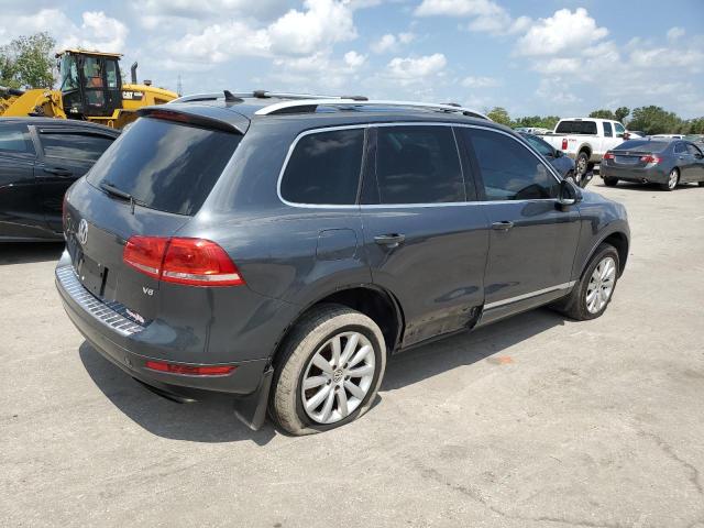 Photo 2 VIN: WVGFF9BP0BD006847 - VOLKSWAGEN TOUAREG V6 