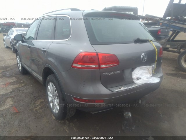 Photo 2 VIN: WVGFF9BP1BD000829 - VOLKSWAGEN TOUAREG 