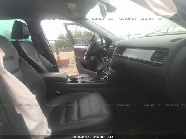 Photo 4 VIN: WVGFF9BP1BD000829 - VOLKSWAGEN TOUAREG 