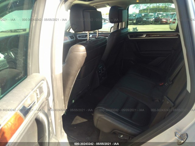 Photo 7 VIN: WVGFF9BP2BD006459 - VOLKSWAGEN TOUAREG 