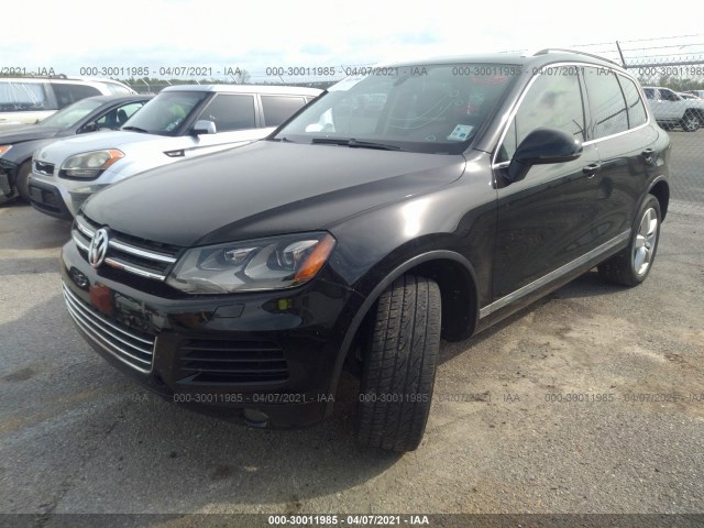 Photo 1 VIN: WVGFF9BP3BD003957 - VOLKSWAGEN TOUAREG 