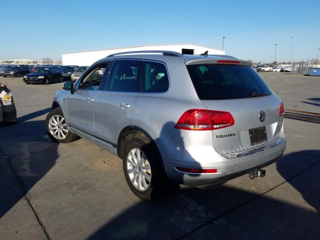 Photo 2 VIN: WVGFF9BP4BD006110 - VOLKSWAGEN TOUAREG V6 