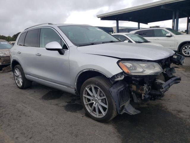 Photo 3 VIN: WVGFF9BP7BD002794 - VOLKSWAGEN TOUAREG V6 