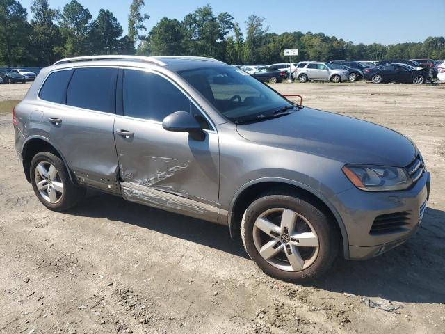 Photo 3 VIN: WVGFF9BP8BD005459 - VOLKSWAGEN TOUAREG V6 