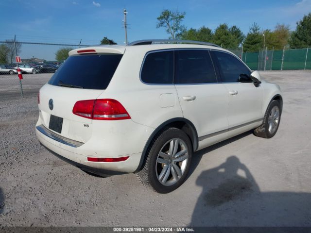 Photo 3 VIN: WVGFF9BP8BD006188 - VOLKSWAGEN TOUAREG 