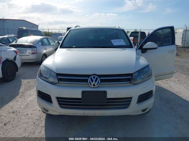 Photo 5 VIN: WVGFF9BP8BD006188 - VOLKSWAGEN TOUAREG 