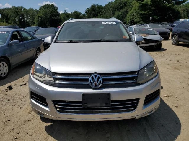 Photo 4 VIN: WVGFF9BP9BD000173 - VOLKSWAGEN TOUAREG V6 