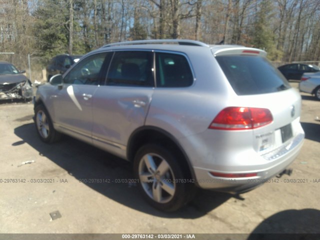 Photo 2 VIN: WVGFF9BP9BD000268 - VOLKSWAGEN TOUAREG 