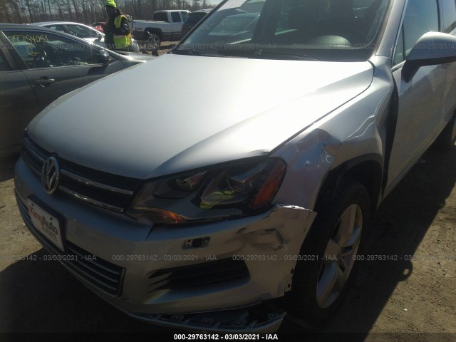 Photo 5 VIN: WVGFF9BP9BD000268 - VOLKSWAGEN TOUAREG 